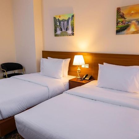 Three 888 Hotel 두바이 외부 사진
