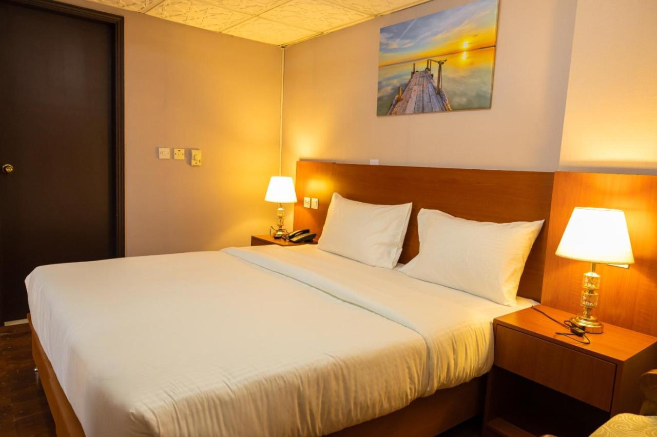 Three 888 Hotel 두바이 외부 사진