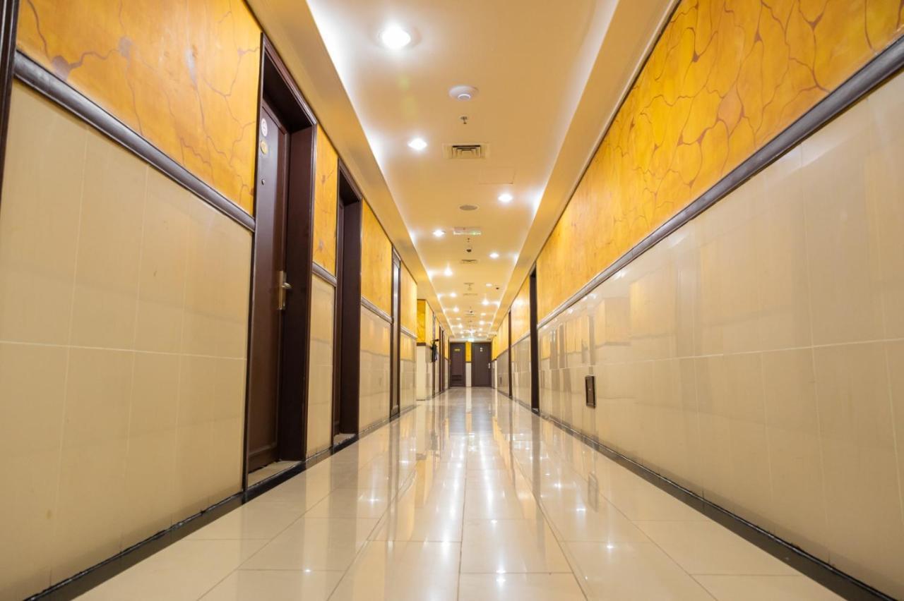 Three 888 Hotel 두바이 외부 사진