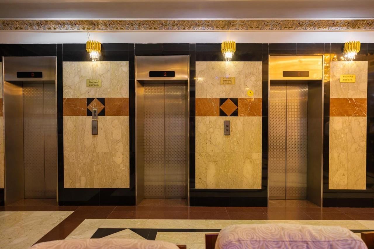 Three 888 Hotel 두바이 외부 사진