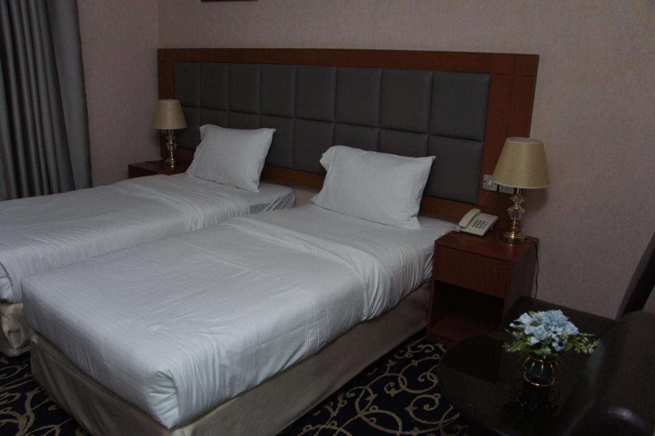 Three 888 Hotel 두바이 외부 사진